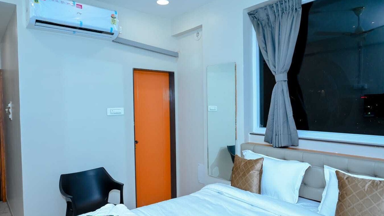 Photo of Bedroom in Tuljapur