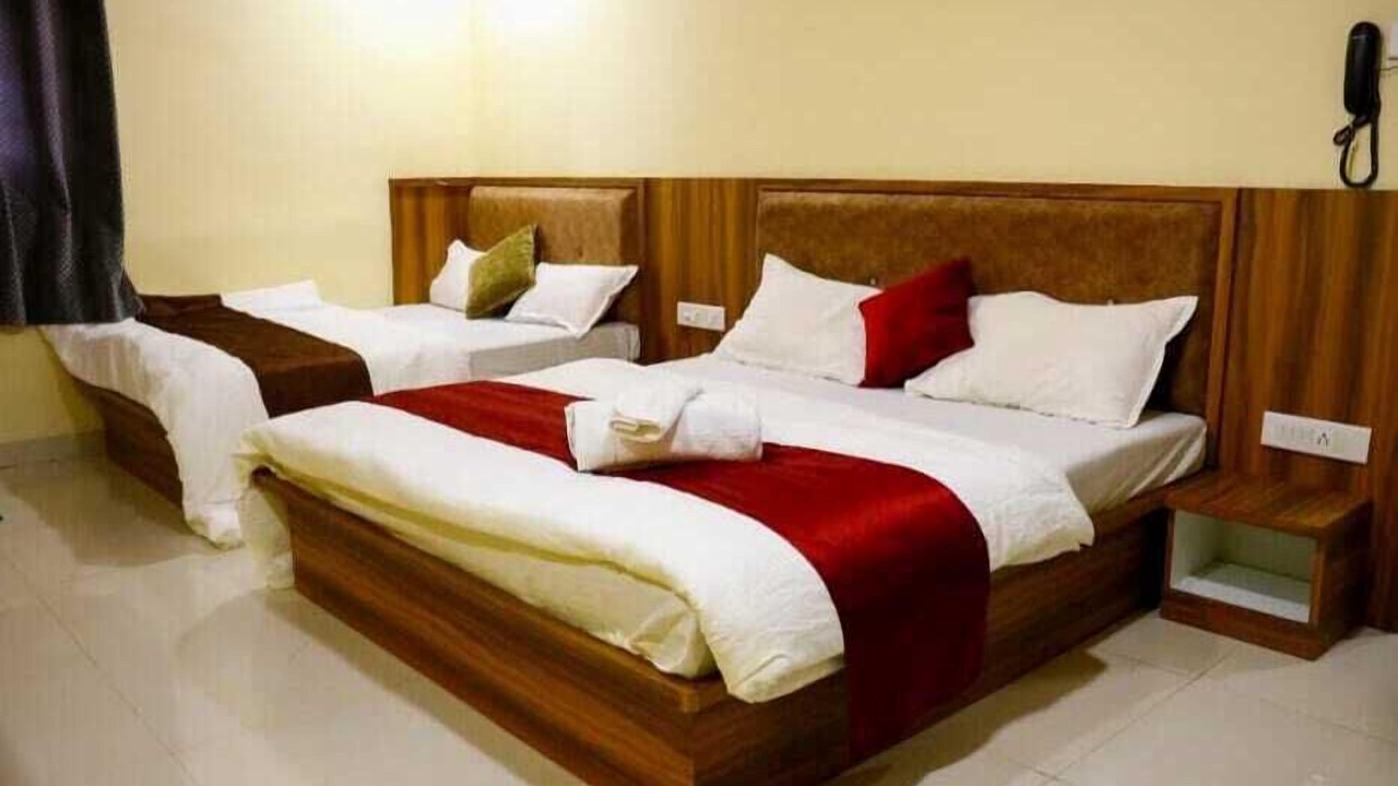 Photo of Bedroom in Mahabaleshwar