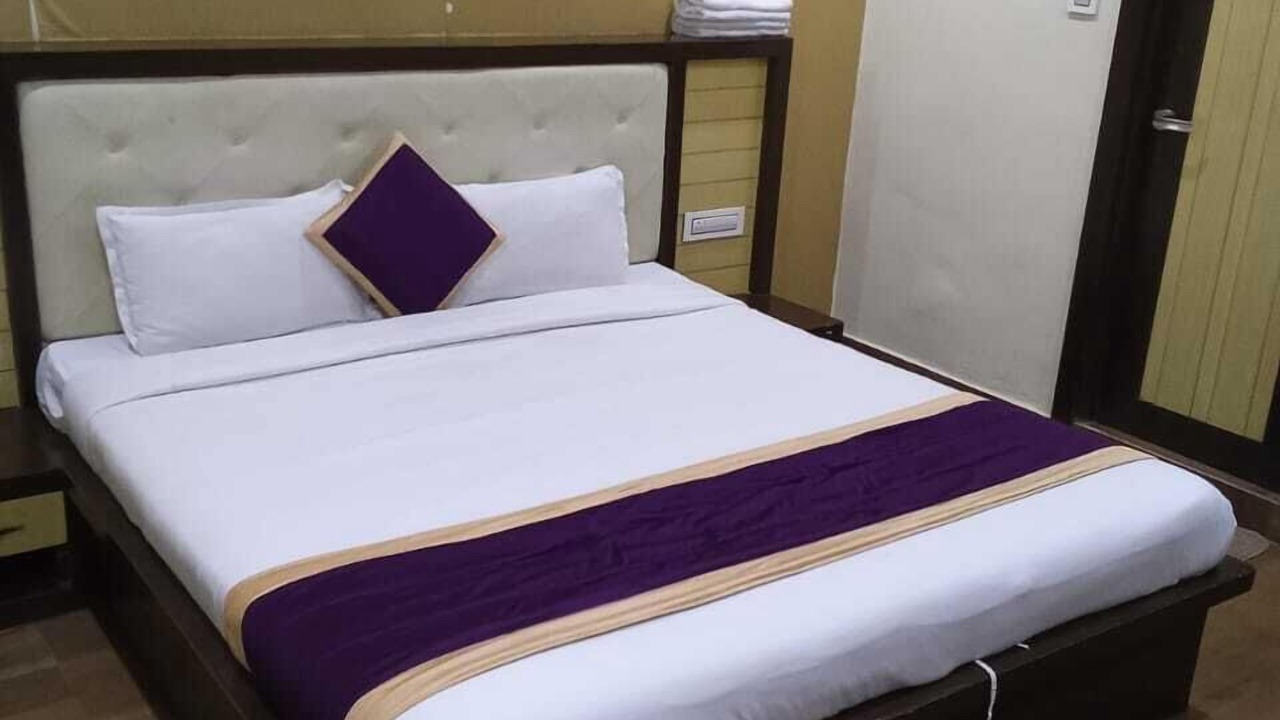 Photo of Bedroom in Warangal
