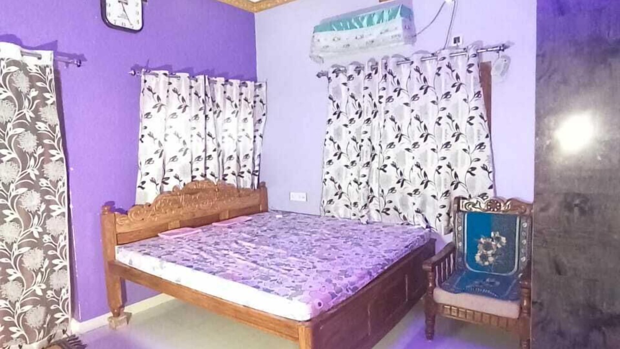 Photo of Bedroom in Deoghar