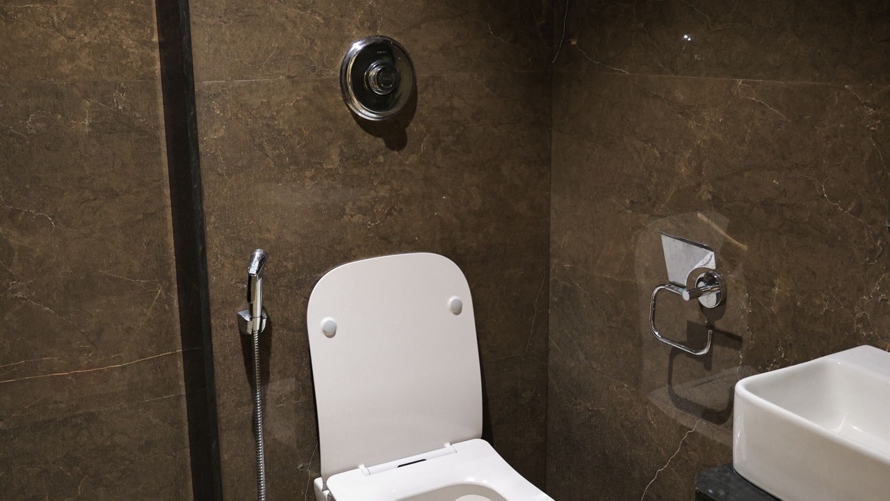 Photo of Bathroom in Gayariawas