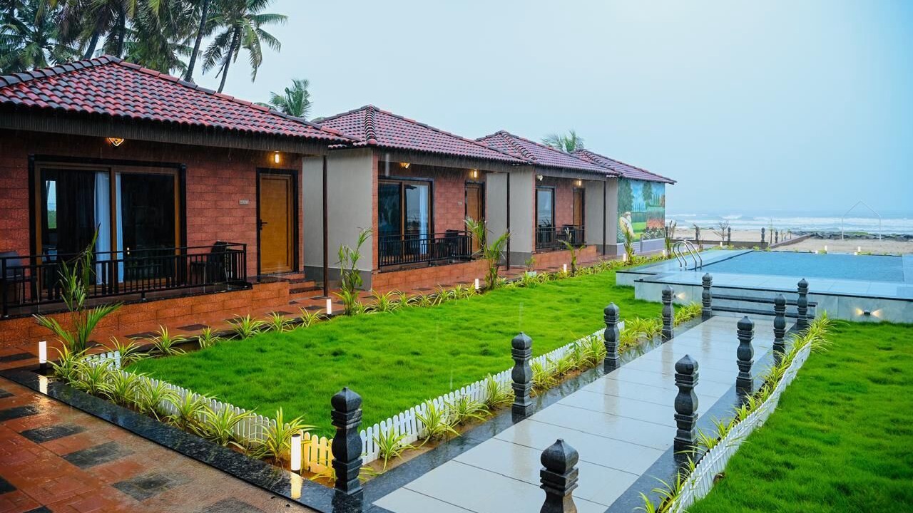 Photo of Patio Balcony in Murudeshwara
