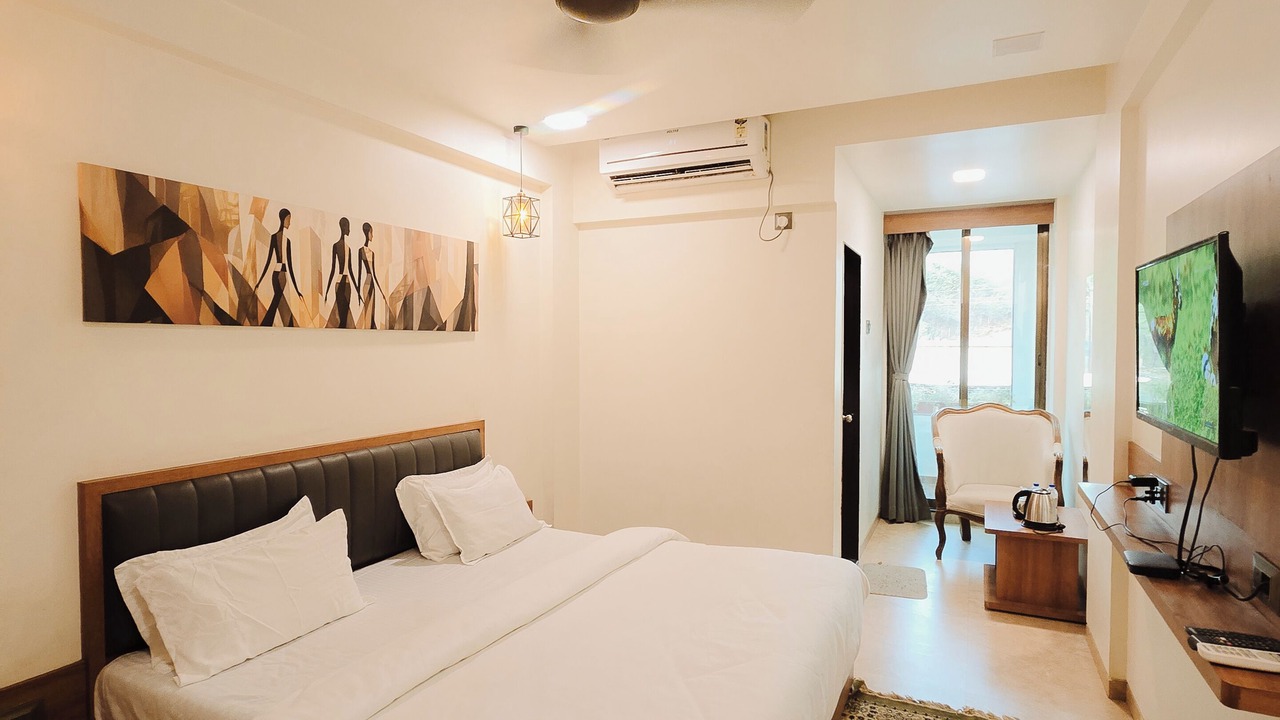 Photo of Bedroom in Khalapur