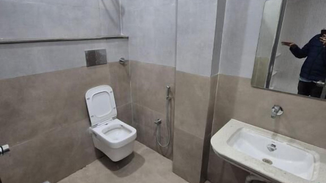 Photo of Bathroom in Jabalpur