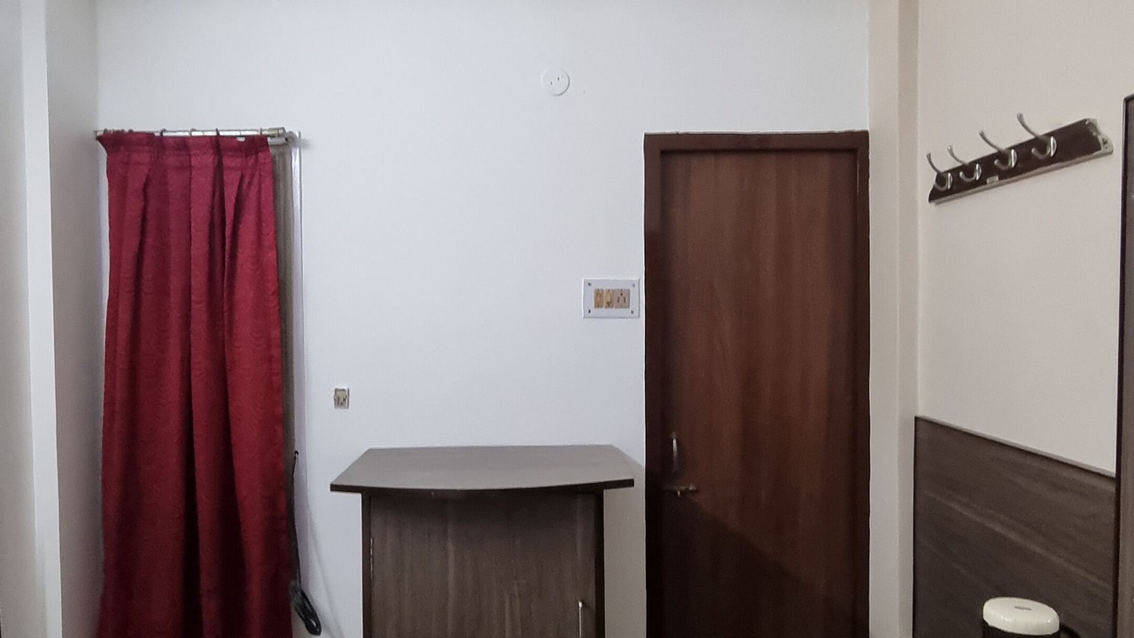 Photo of Bedroom in Periamet