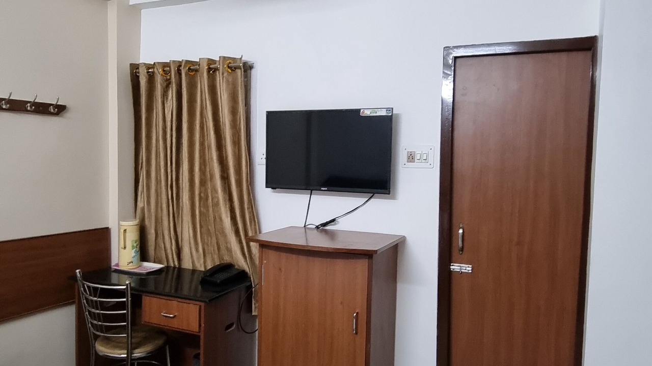 Photo of Bedroom in Periamet