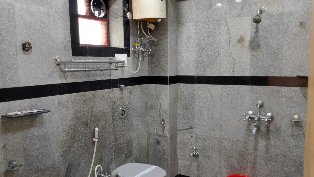 Photo of Bathroom in Bhowanipore