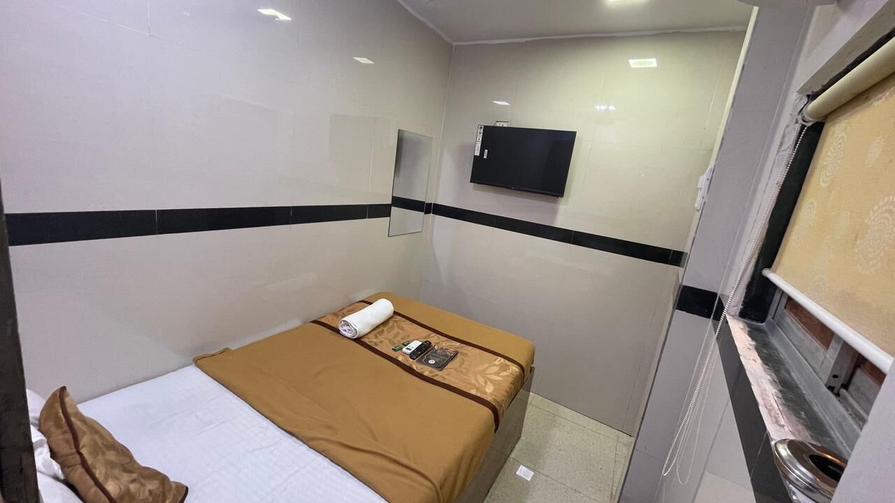 Photo of Bedroom in J B Nagar