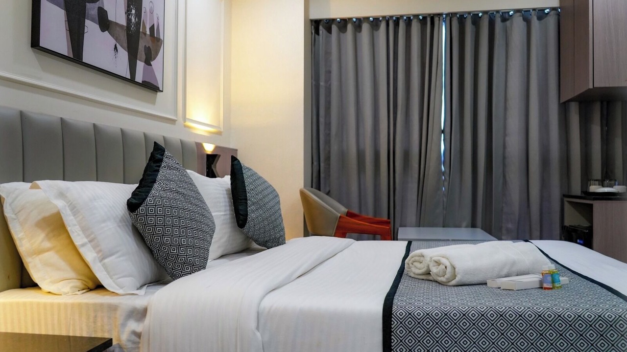 Photo of Bedroom in Thaltej