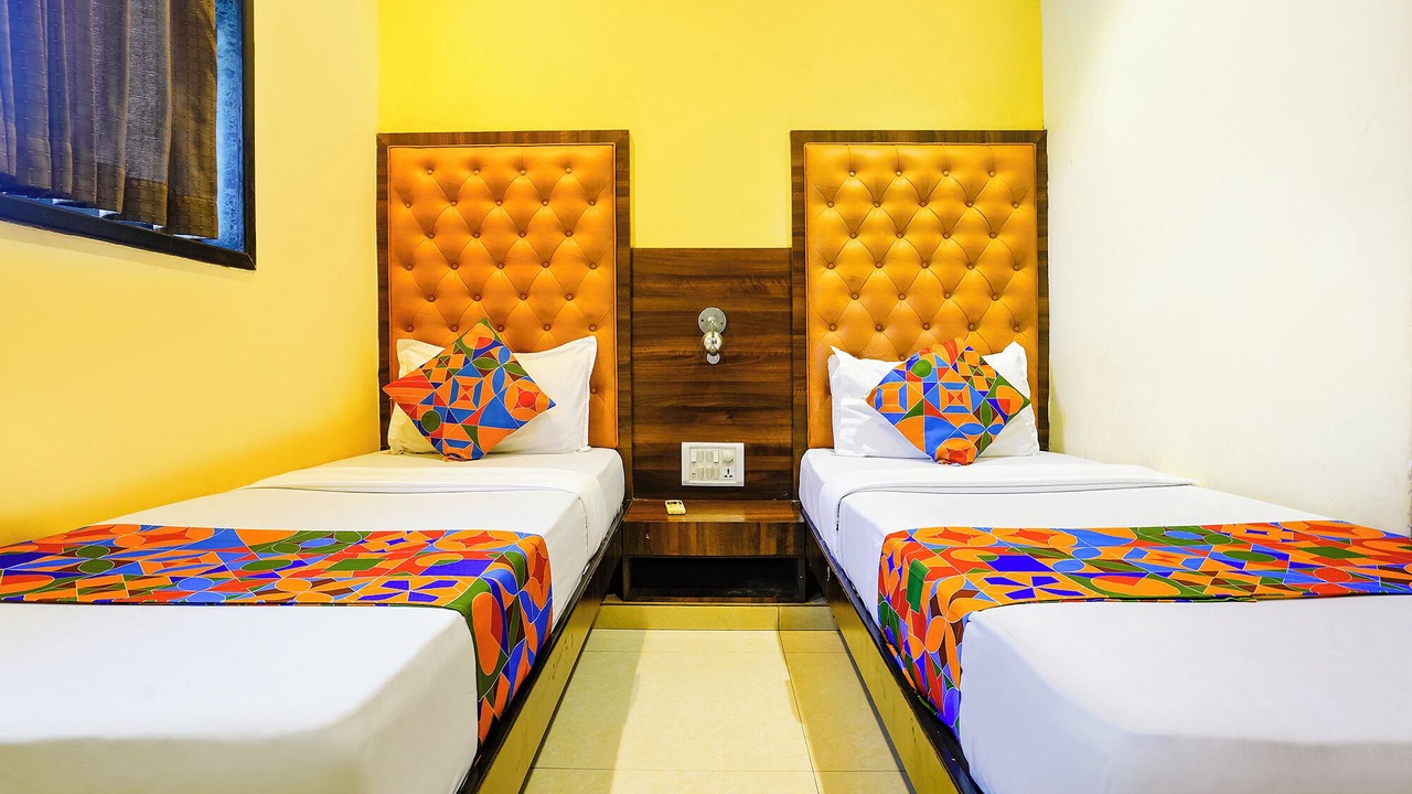 Photo of Bedroom in Prabhadevi