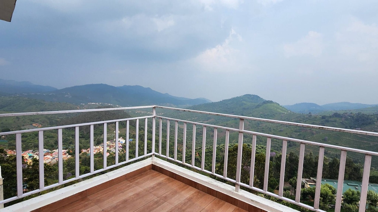 Photo of Patio Balcony in Ooty