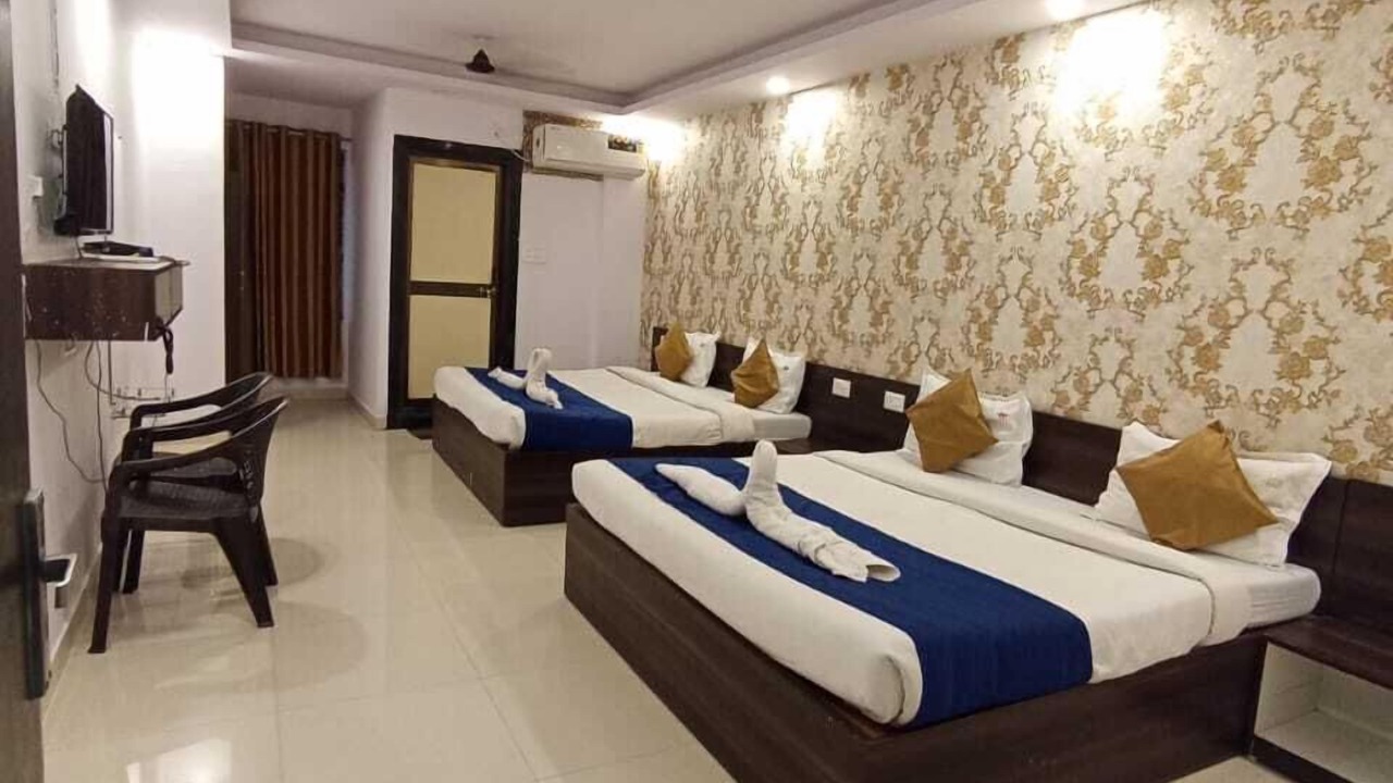Photo of Bedroom in Bhopal