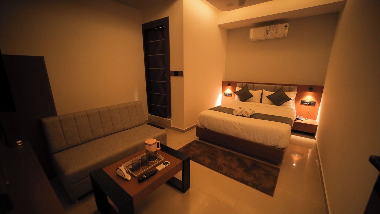 Photo of Bedroom in Navrangpura