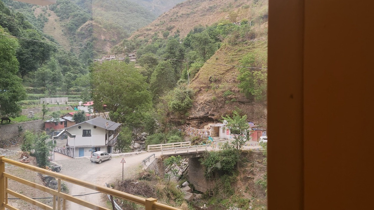 Photo of Bedroom in Chakrata