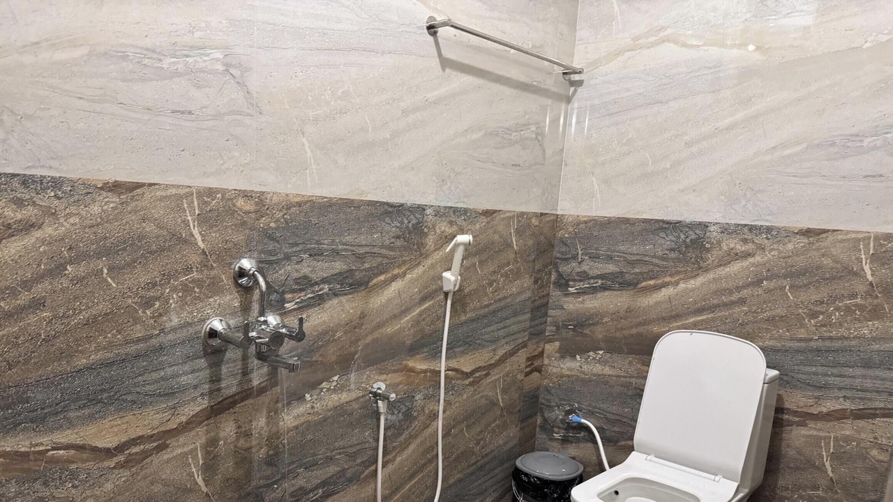 Photo of Bathroom in Bommayapalayam