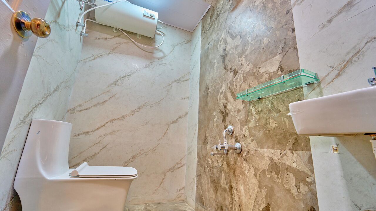 Photo of Bathroom in Ooty
