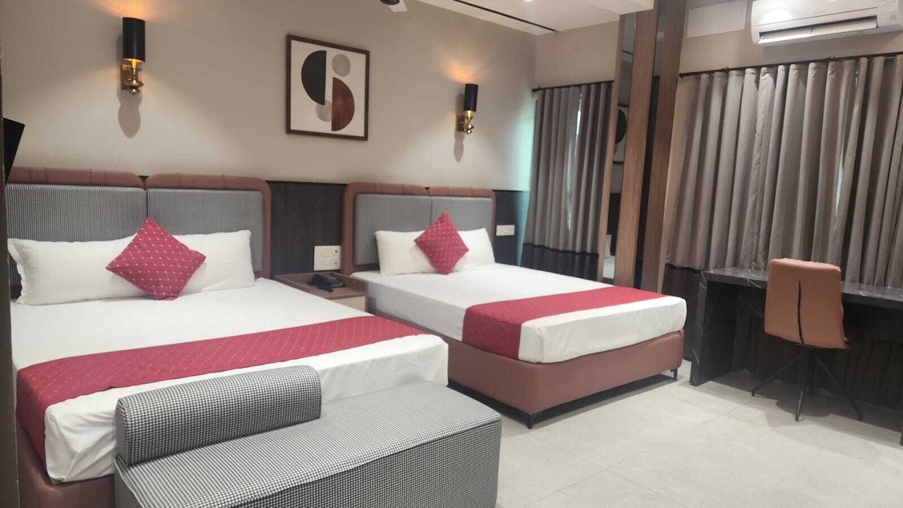 Photo of Bedroom in Triplicane
