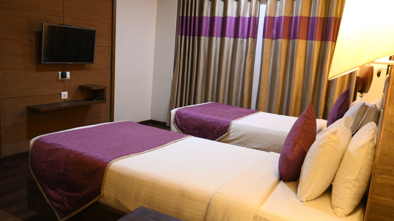 Photo of Bedroom in Sayajiganj