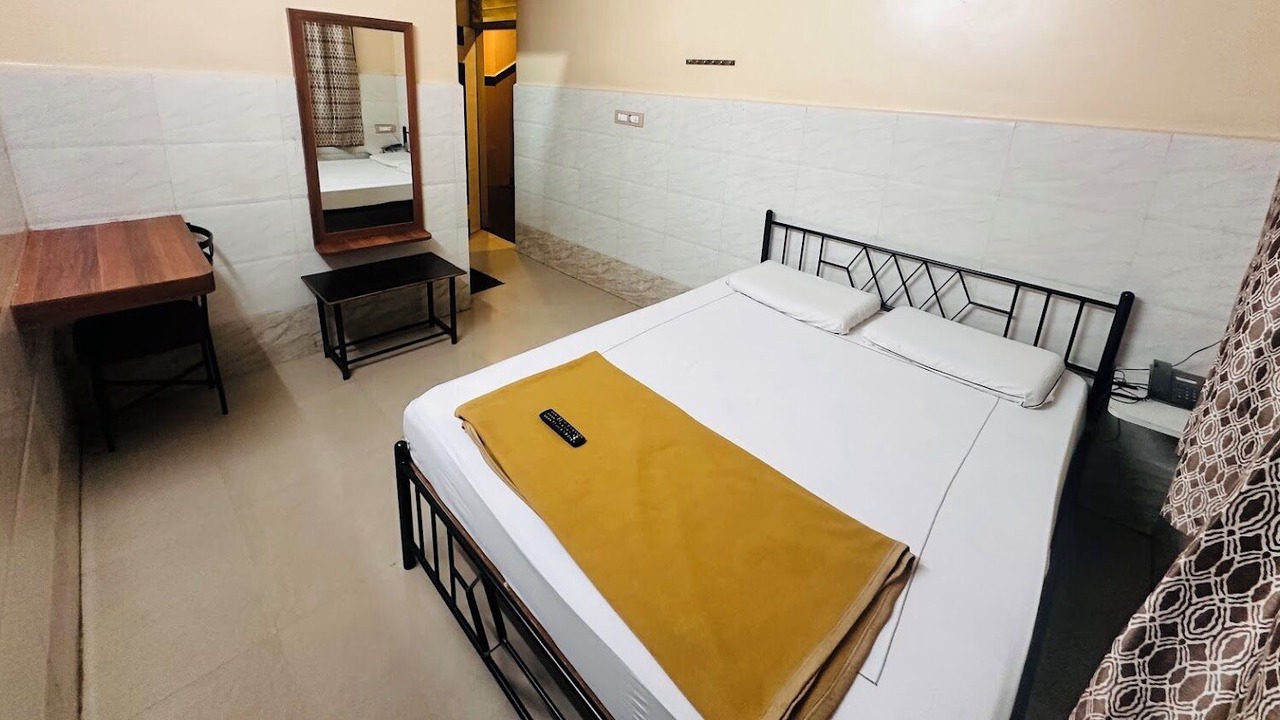 Photo of Bedroom in Gandhi Nagar