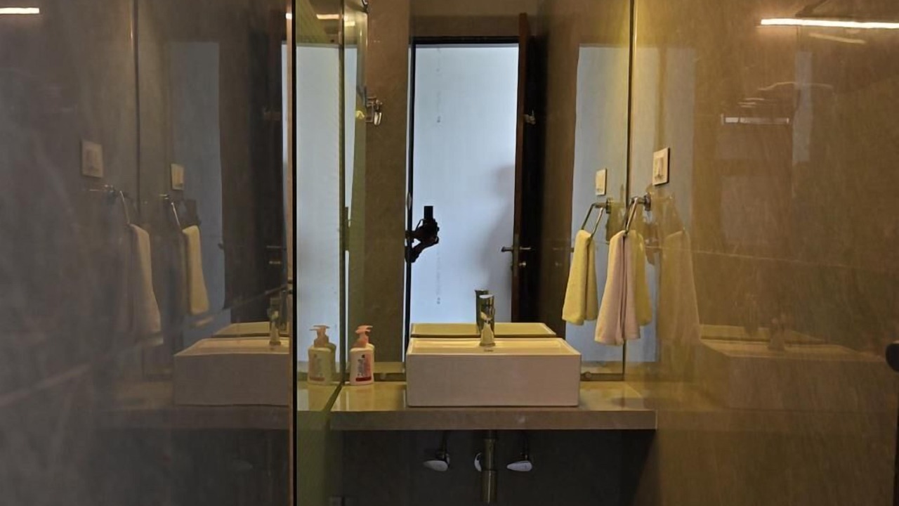 Photo of Bathroom in Wai
