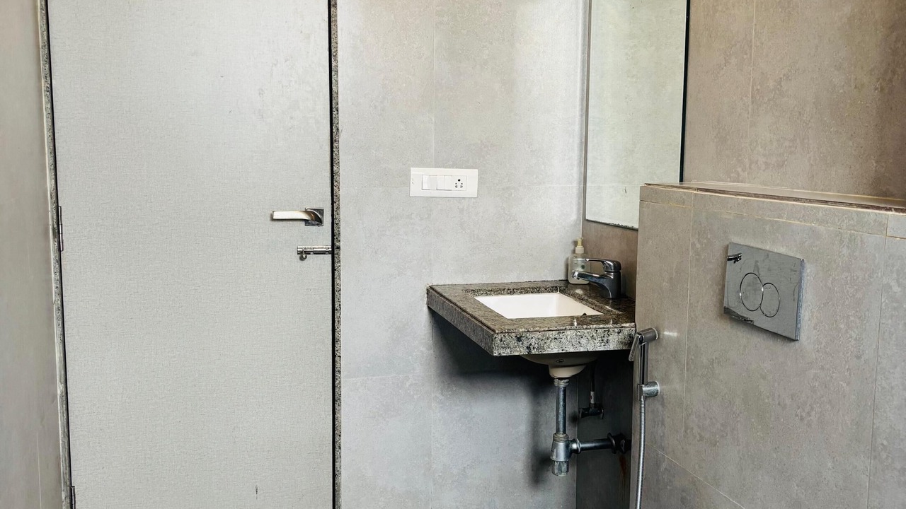 Photo of Bathroom in Abu Road