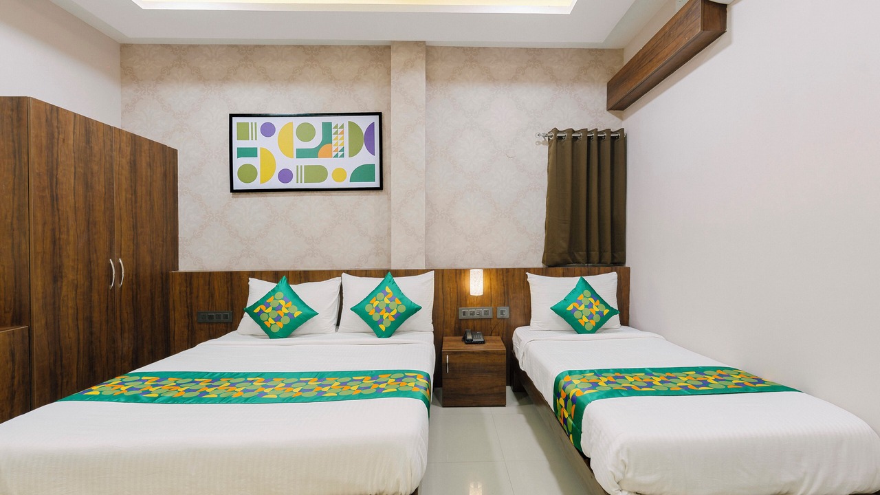 Photo of Bedroom in Triplicane