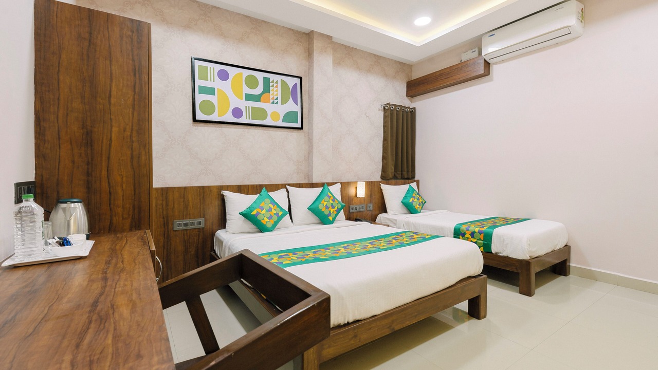 Photo of Bedroom in Triplicane