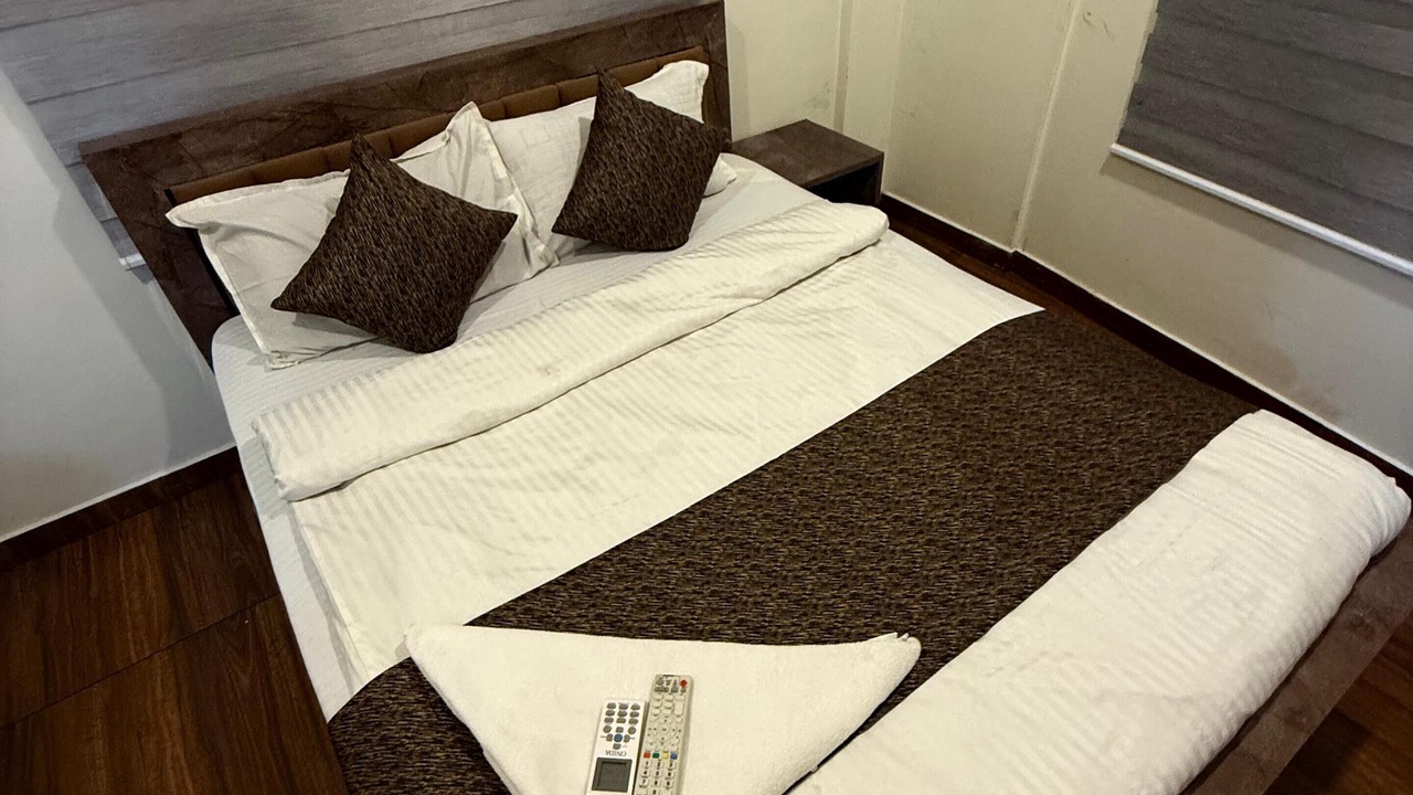 Photo of Bedroom in Shenoys
