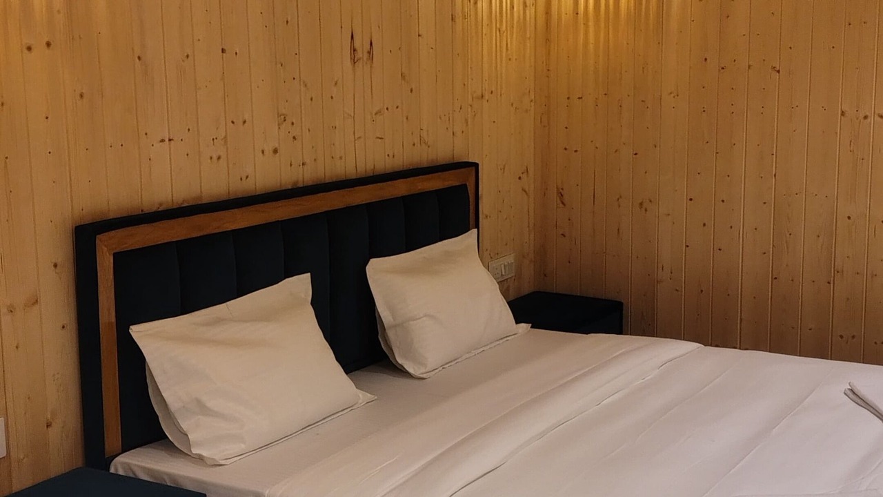 Photo of Bedroom in Uttarkashi