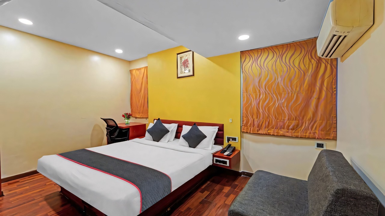 Photo of Bedroom in Royapettah