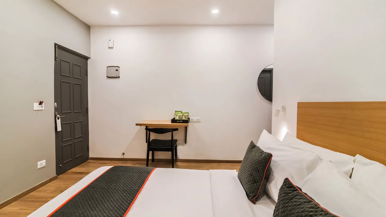 Photo of Bedroom in Thoraipakkam