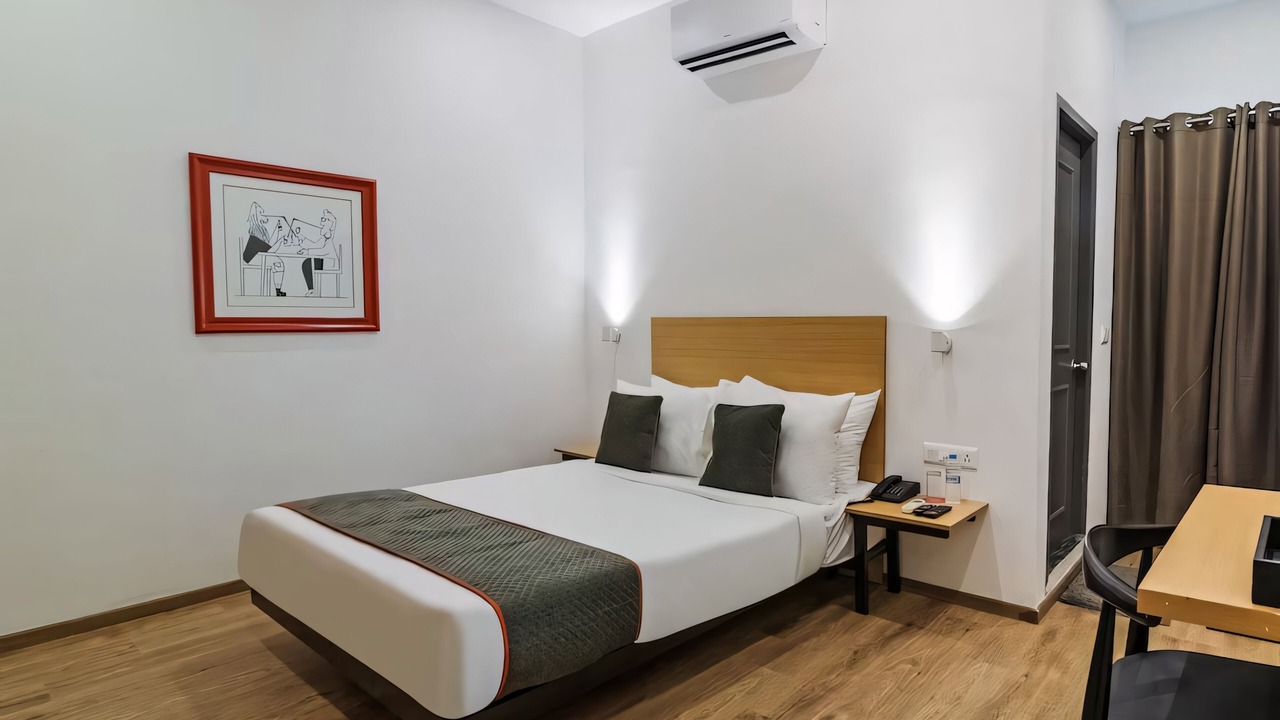 Photo of Bedroom in Thoraipakkam