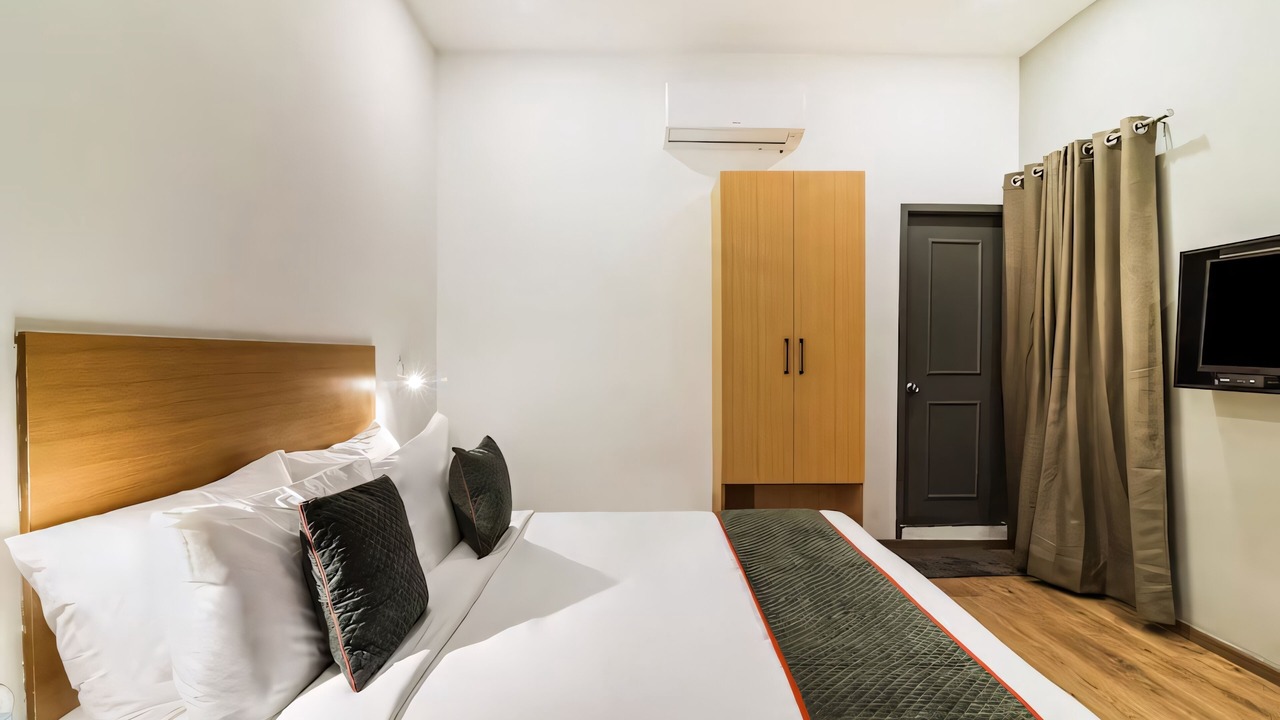 Photo of Bedroom in Thoraipakkam