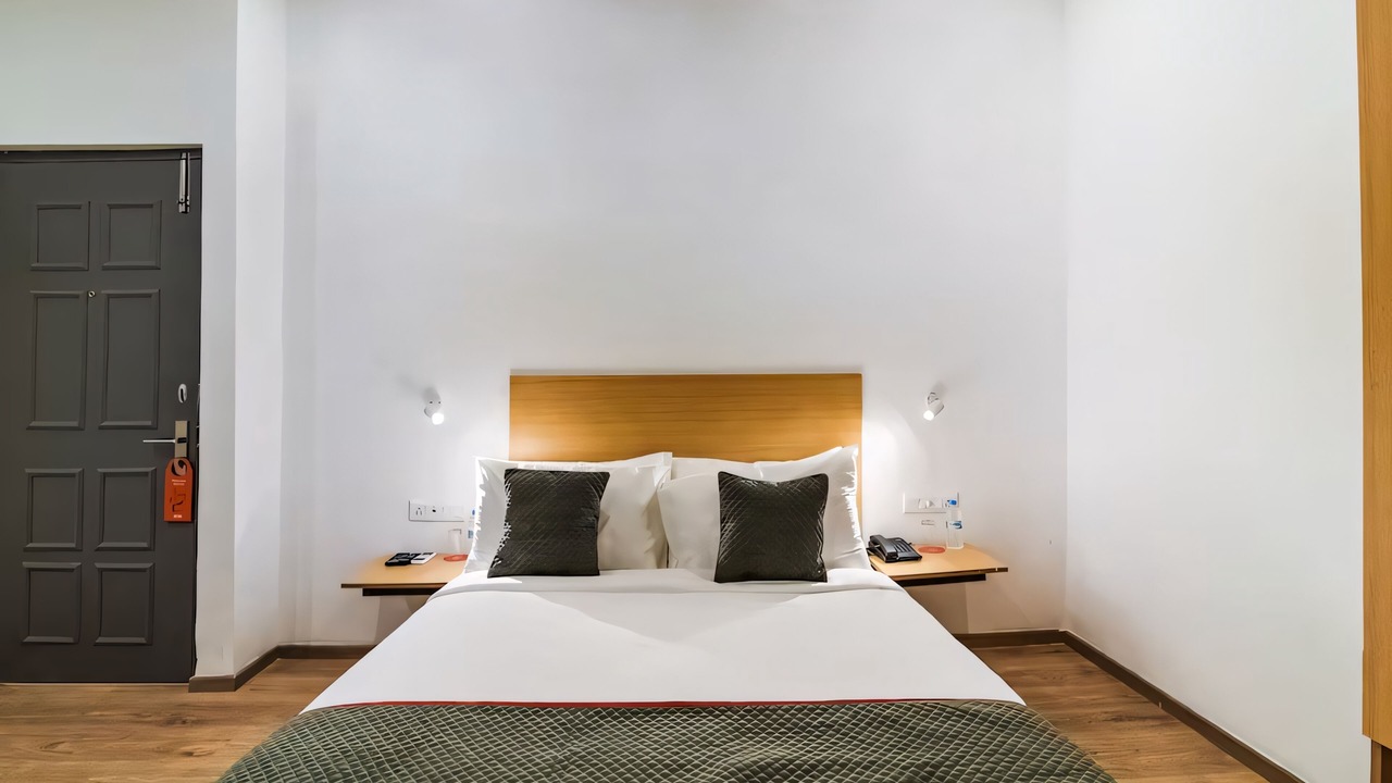 Photo of Bedroom in Thoraipakkam