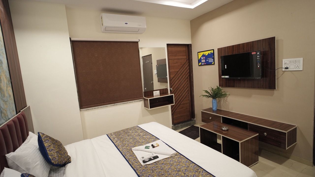 Photo of Bedroom in Manjidana Colony
