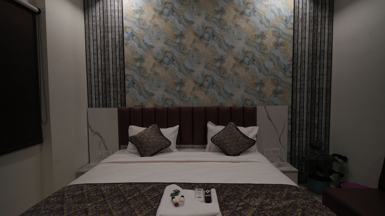 Photo of Bedroom in Manjidana Colony