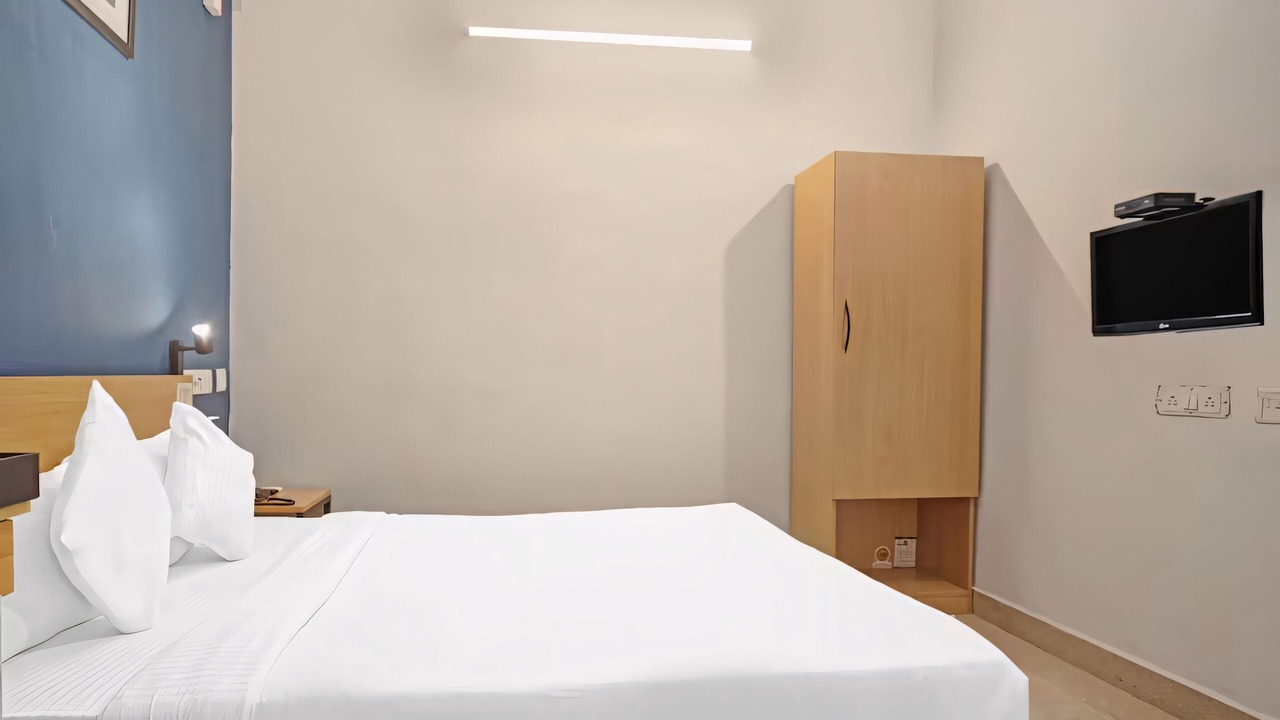 Photo of Bedroom in Nanganallur