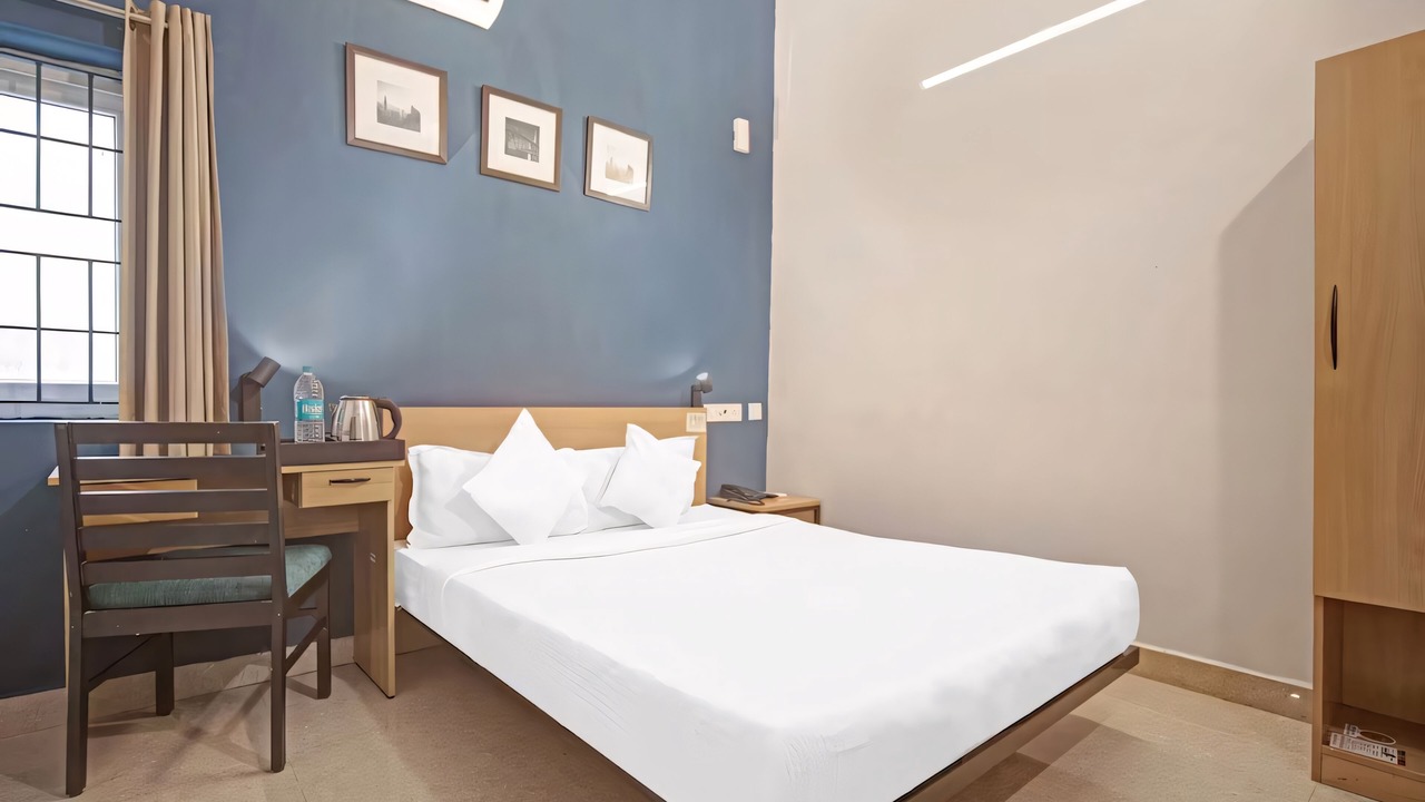 Photo of Bedroom in Nanganallur