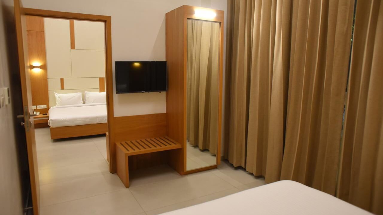 Photo of Bedroom in Teynampet