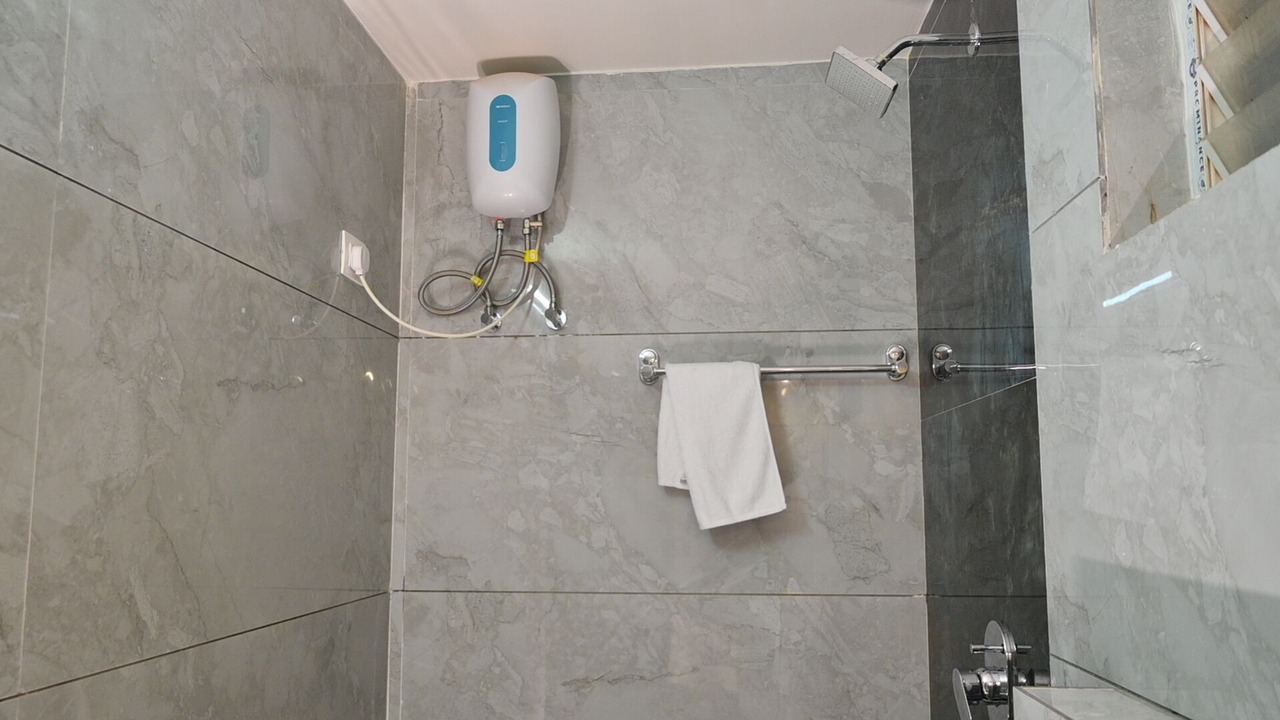 Photo of Bathroom in Murudeshwara