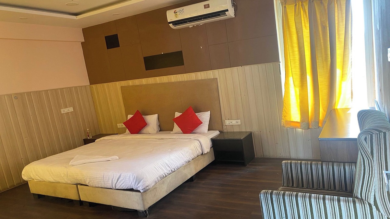 Photo of Bedroom in Undri