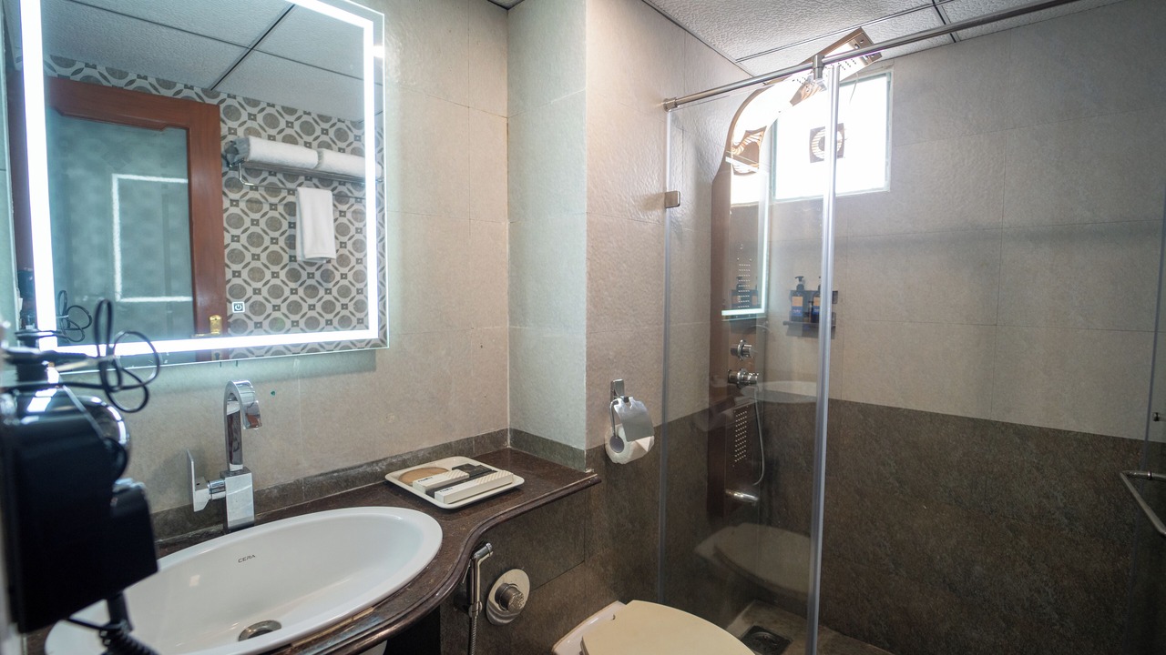 Photo of Bathroom in Sayajiganj