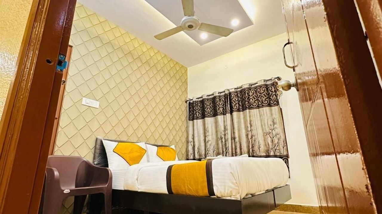 Photo of Bedroom in Karad