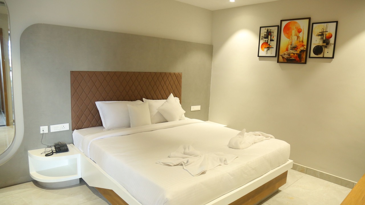 Photo of Bedroom in Narasaraopet