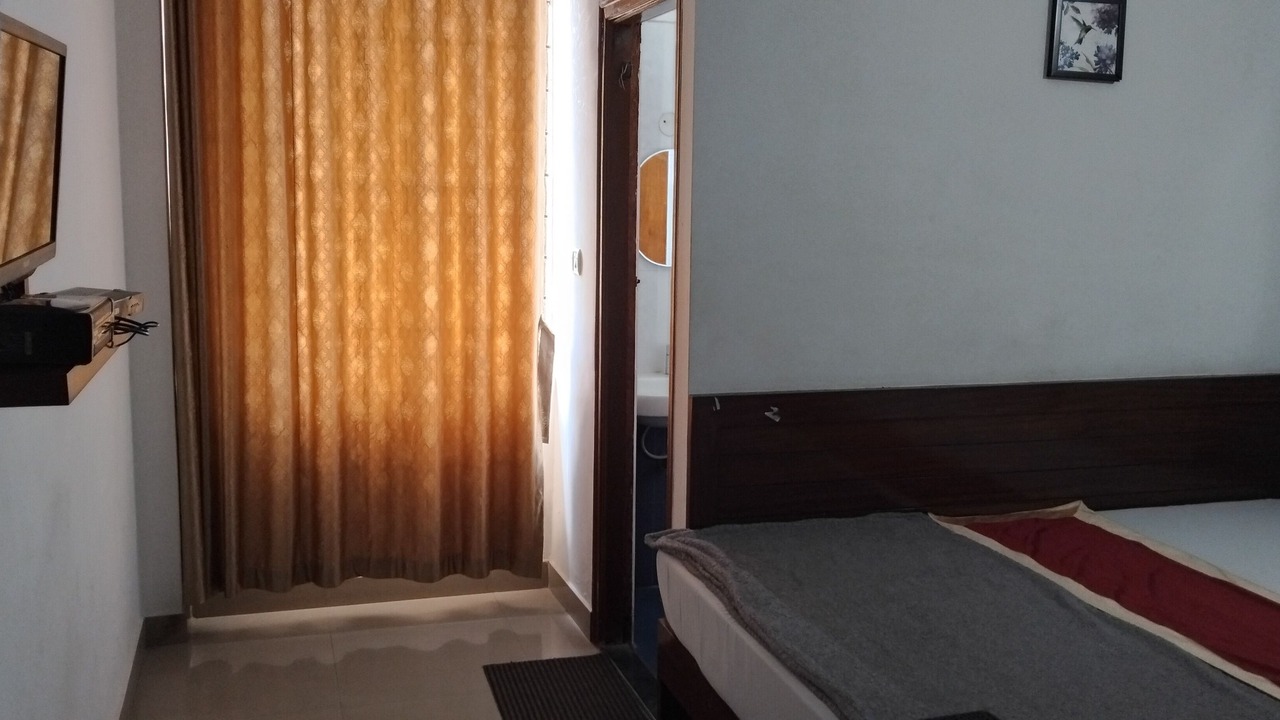 Photo of Bedroom in Kushalnagar