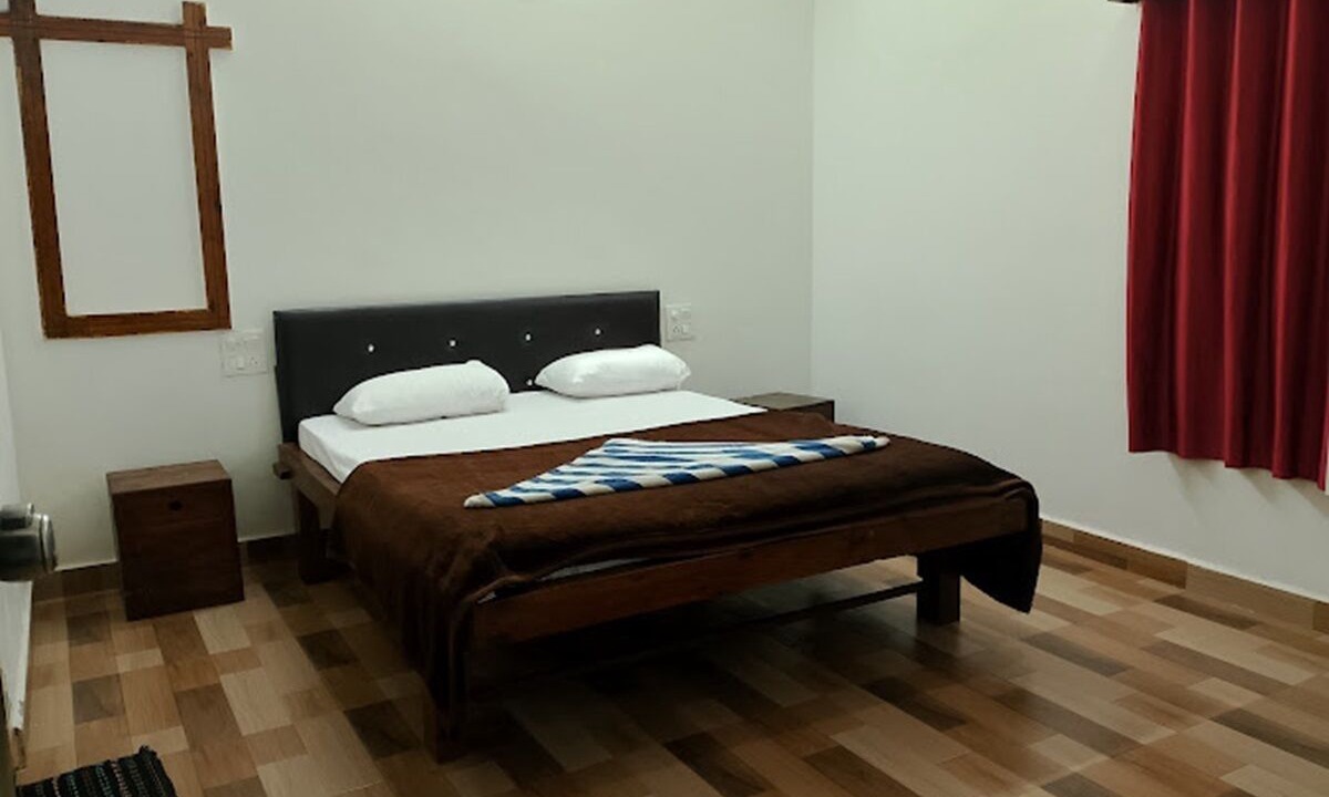 Photo of Bedroom in Diveagar