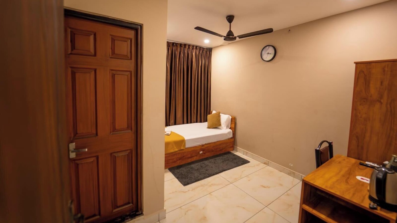 Photo of Bedroom in Kakkanad