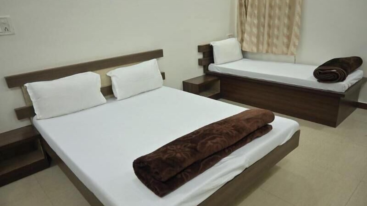 Photo of Bedroom in Ambaji
