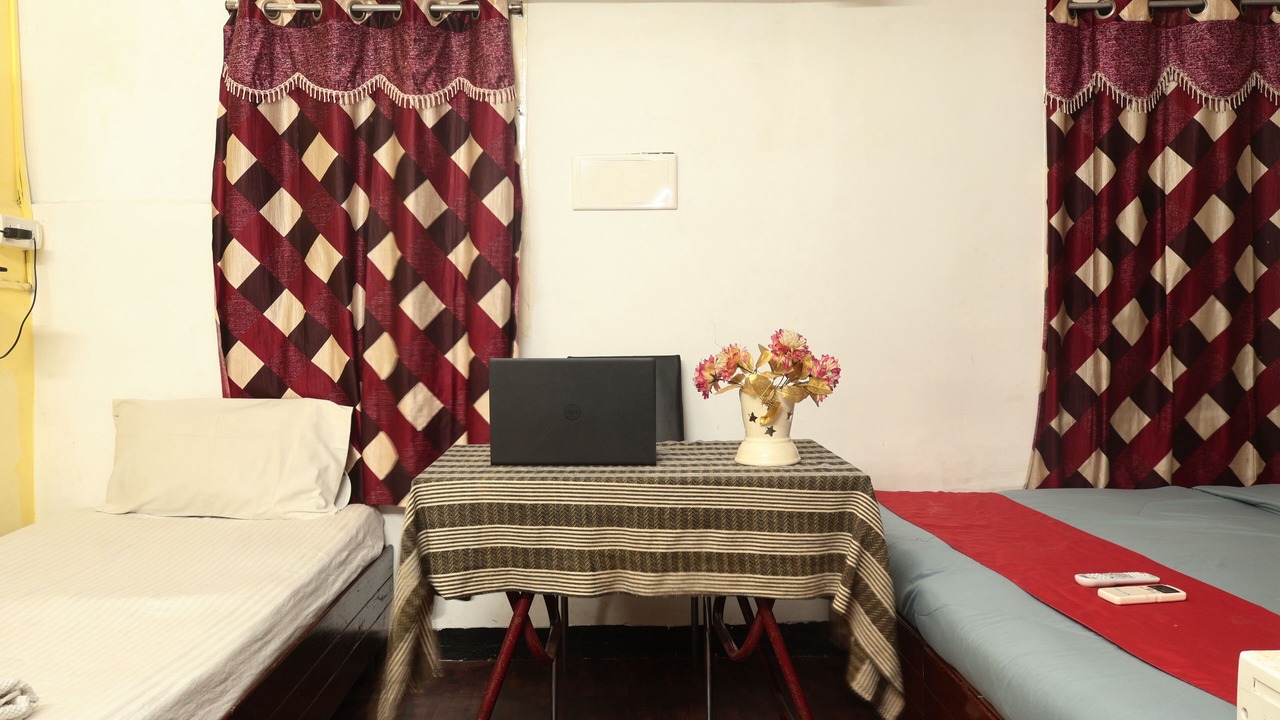 Photo of Bedroom in Salem