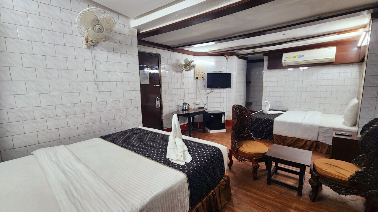 Photo of Bedroom in Dharmatala